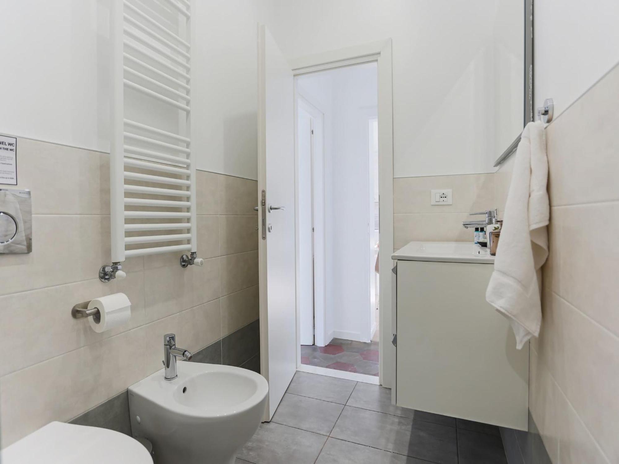 The Best Rent - Spacious Two Bedrooms Apartment Near Porta Romana 米兰 外观 照片