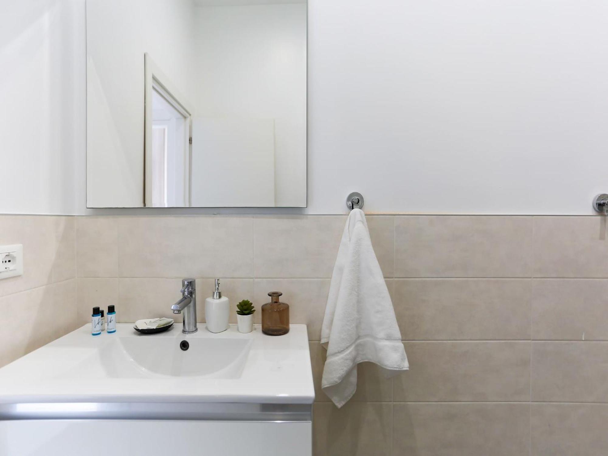 The Best Rent - Spacious Two Bedrooms Apartment Near Porta Romana 米兰 外观 照片