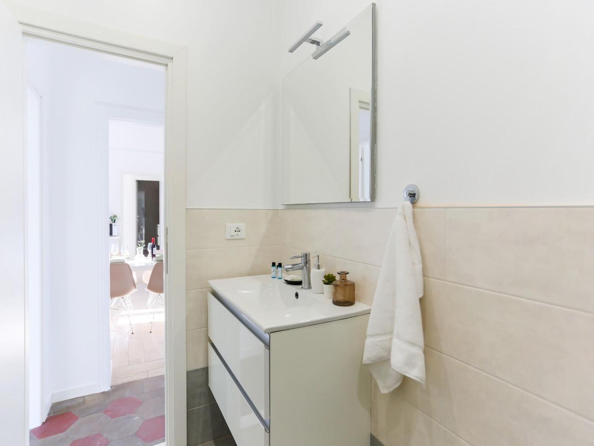 The Best Rent - Spacious Two Bedrooms Apartment Near Porta Romana 米兰 外观 照片