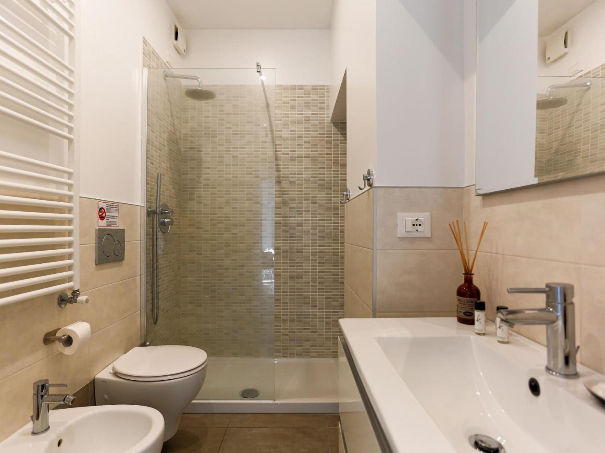 The Best Rent - Spacious Two Bedrooms Apartment Near Porta Romana 米兰 外观 照片